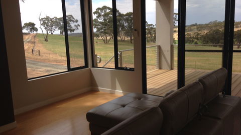 Neagles Retreat Villas - Accommodation Coffs Harbour 0