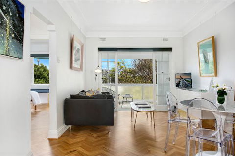 New Beach Apartment - Accommodation Coffs Harbour 7