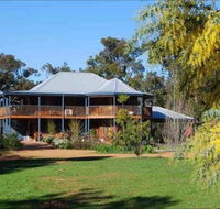Riverwood Retreat - Accommodation Coffs Harbour