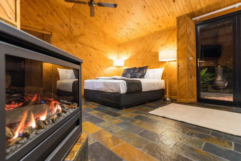 Waterfall Springs Retreat And Wildlife Sanctuary - Accommodation Coffs Harbour 4