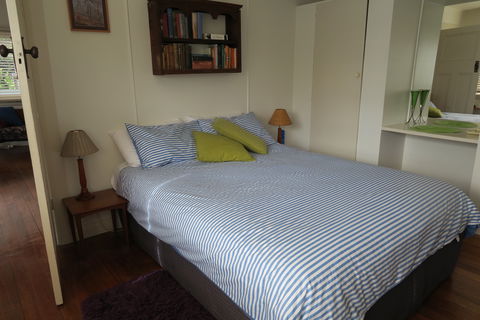 Binalong Bay Beach Shack - Accommodation Coffs Harbour 2