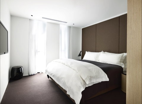 Burbury Hotel - Accommodation Coffs Harbour 2