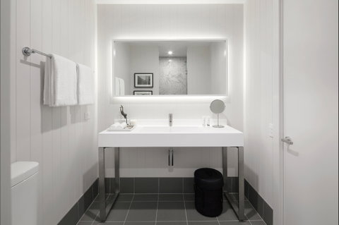 Burbury Hotel - Accommodation Coffs Harbour 7