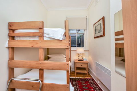 Carlson Terrace - Accommodation Coffs Harbour 9