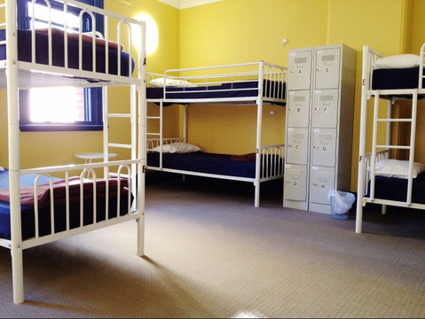 Central Perk Backpackers - Accommodation Coffs Harbour 2
