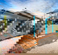 Coorong Cabins - Wren Cabin - Accommodation Coffs Harbour