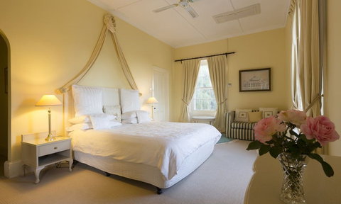 Faversham House - Accommodation Coffs Harbour 0