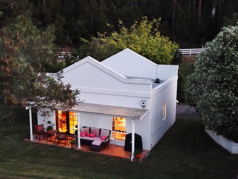 Forth River Cottage - Accommodation Coffs Harbour 2