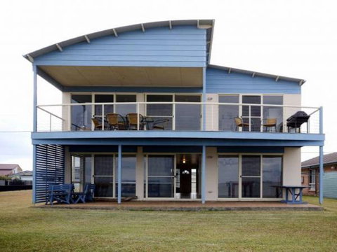 Le Vista - Accommodation Coffs Harbour 0