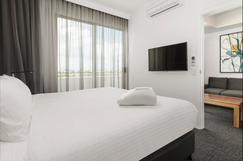 Mercure Sunshine Coast Kawana Waters - Accommodation Coffs Harbour 5