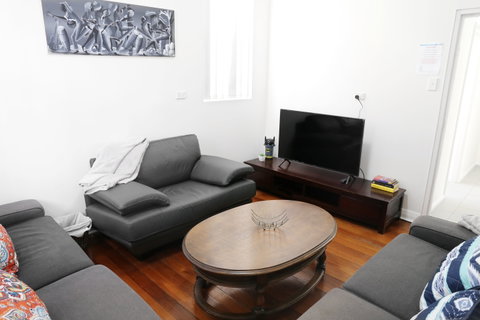 Myola Coogee Accommodation - Accommodation Coffs Harbour 5