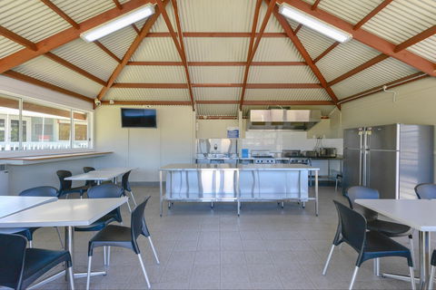 NRMA Sydney Lakeside Holiday Park - Accommodation Coffs Harbour 7