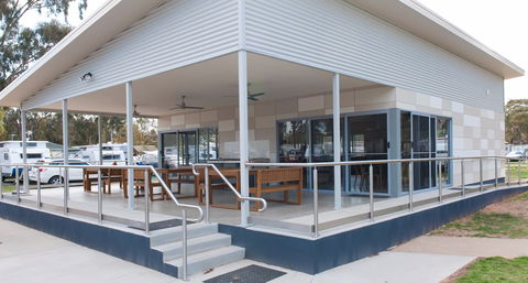 NRMA Echuca Holiday Park - Accommodation Coffs Harbour 1
