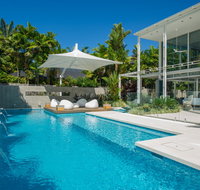 Port Douglas Getaways - The White Oasis - Accommodation Coffs Harbour