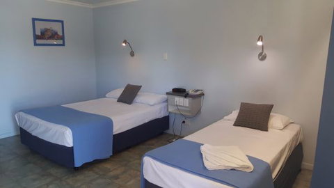 Queens Beach Hotel - Accommodation Coffs Harbour 0