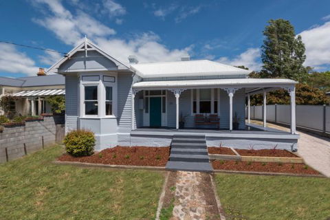 Rosie's House At Wynyard - Accommodation Coffs Harbour 0