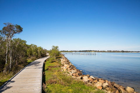 Swan Cove On Raymond Island - Accommodation Coffs Harbour 4