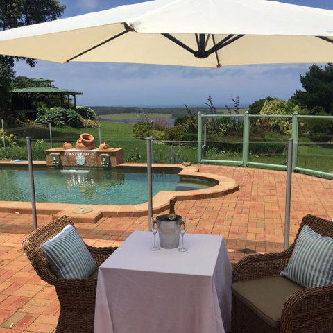 Tilba Lake House - Accommodation Coffs Harbour 2
