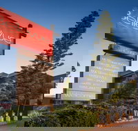 Bellevue On The Lakes - Accommodation Coffs Harbour