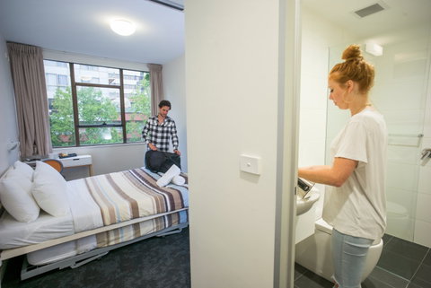 Canberra City YHA - Accommodation Coffs Harbour 5