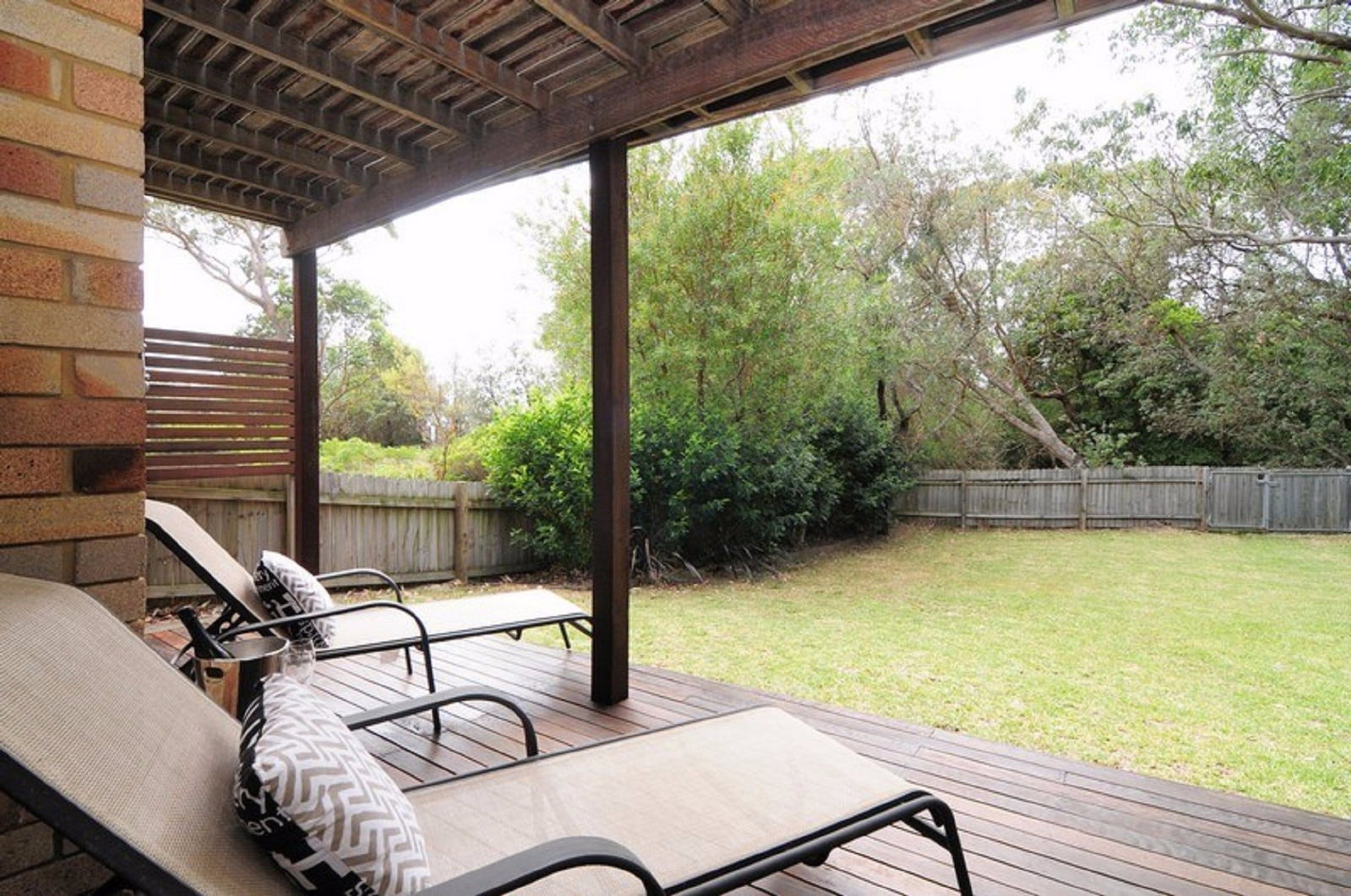 Vincentia NSW Accommodation Coffs Harbour