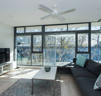 Contemporary Residence in Woolloomooloo - Accommodation Coffs Harbour