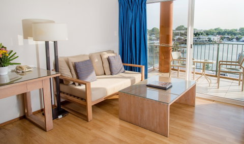 Cullen Bay Resorts - Accommodation Coffs Harbour 1