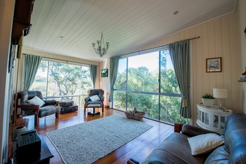 Curious Cottages - Accommodation Coffs Harbour 6
