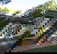 Daly River Roadside Inn - Accommodation Coffs Harbour