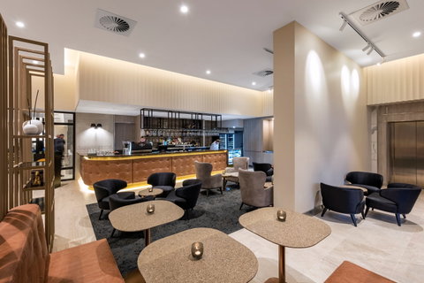 Deco Hotel Canberra - Accommodation Coffs Harbour 4