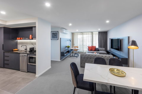 Deco Hotel Canberra - Accommodation Coffs Harbour 7
