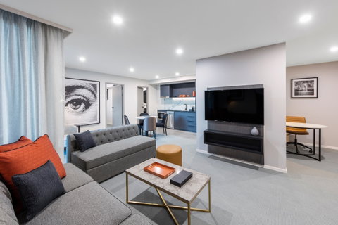 Deco Hotel Canberra - Accommodation Coffs Harbour 8