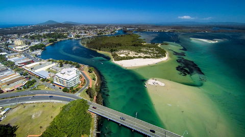 Forster Houseboat Hire - Accommodation Coffs Harbour 1