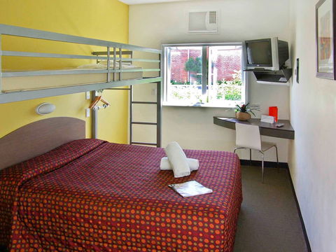 Ibis Budget - Perth Airport - Accommodation Coffs Harbour 1