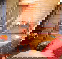 Lyrebird Cottages - Accommodation Coffs Harbour