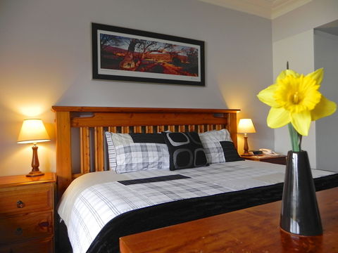 Moore Park Inn - Accommodation Coffs Harbour 0