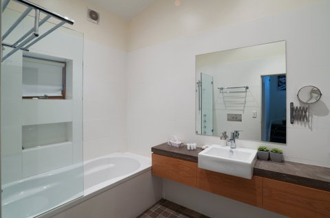 Onyx 3 - Accommodation Coffs Harbour 6