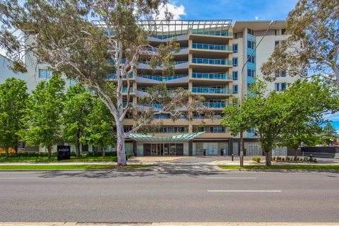 Pacific Suites Canberra - Accommodation Coffs Harbour 1