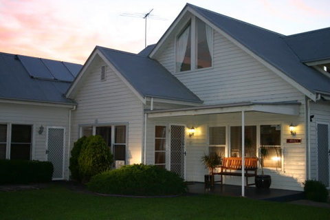 Ruby's Queenscliff - Accommodation Coffs Harbour 0