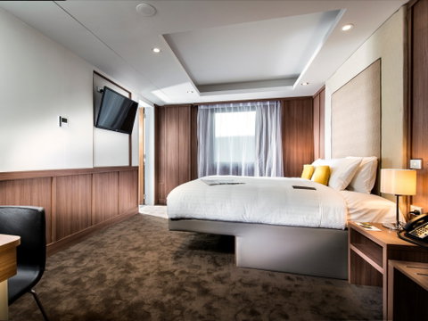 The Hougoumont Hotel - Accommodation Coffs Harbour 2