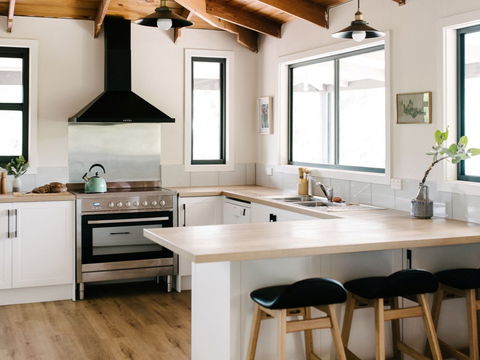 The Ridge House - Accommodation Coffs Harbour 2