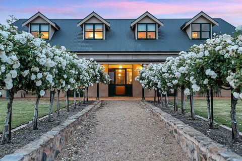 Abbotsford Country House - Accommodation Coffs Harbour 0
