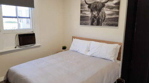 Argyle Hotel - Accommodation Coffs Harbour 2