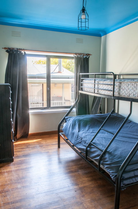 Bairnsdale Workers Accommodation - Accommodation Coffs Harbour 1