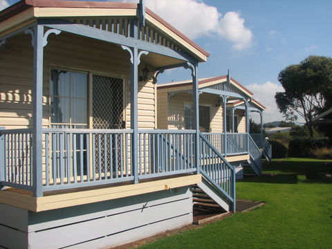 Barrack Point Holidays At Warilla Bowling Club - Accommodation Coffs Harbour 0