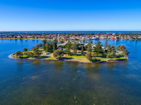 Belmont Lakeside Holiday Park - Accommodation Coffs Harbour 0