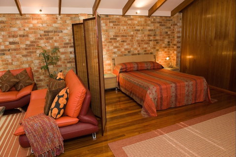 Bet's Bed And Breakfast Studio - Accommodation Coffs Harbour 2