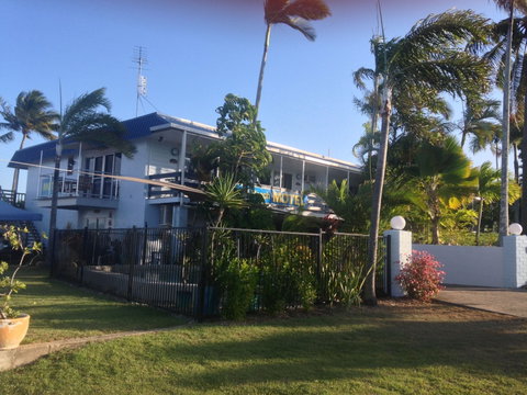 Cardwell Beachfront Motel - Accommodation Coffs Harbour 1