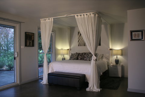 Cedar Grove - Accommodation Coffs Harbour 1