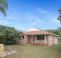 Duncan Sands - Accommodation Coffs Harbour